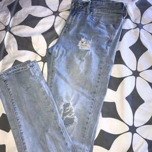 Bullhead Low rise skinny jeans